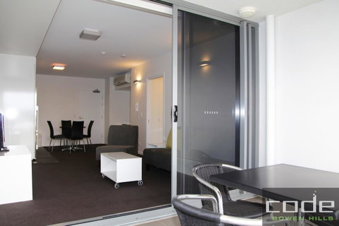 Code Apartments - Foster Accommodation 38