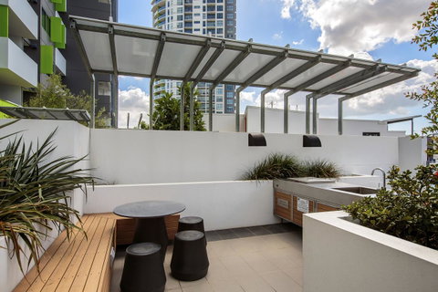 Code Apartments - Foster Accommodation 18