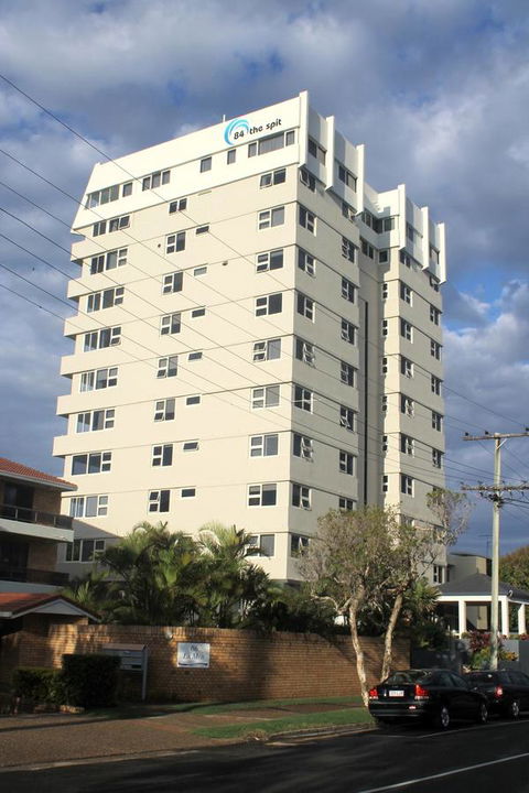 84 The Spit Holiday Apartments - Foster Accommodation 27
