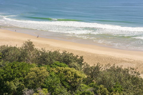 84 The Spit Holiday Apartments - Foster Accommodation 3