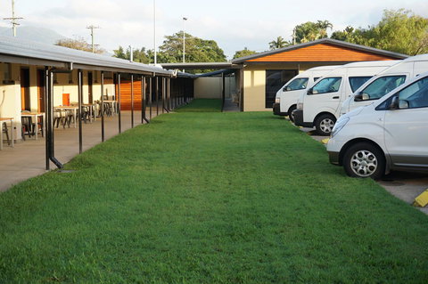 YAL Cairns - A Motel That Makes A Difference - Foster Accommodation 33