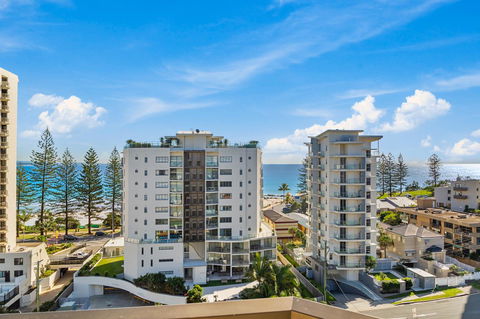 Rainbow Commodore Coolangatta - Foster Accommodation 35