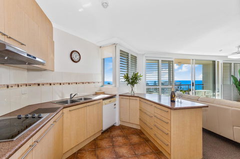Rainbow Commodore Coolangatta - Foster Accommodation 9