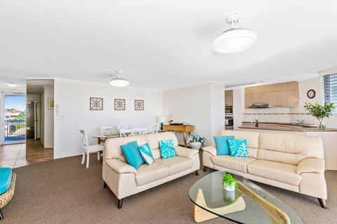 Rainbow Commodore Coolangatta - Foster Accommodation 23