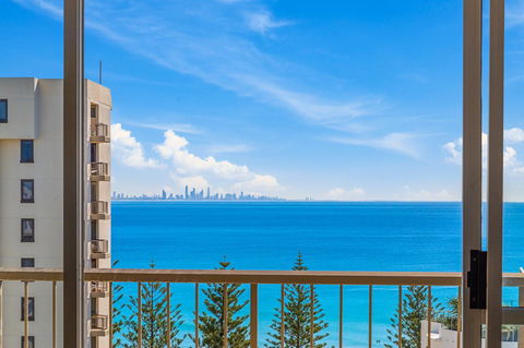 Rainbow Commodore Coolangatta - Foster Accommodation 2