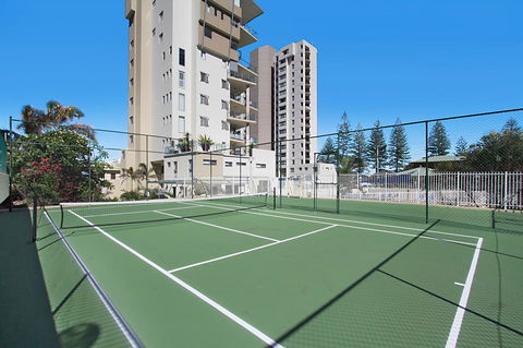 Rainbow Commodore Coolangatta - Foster Accommodation 40