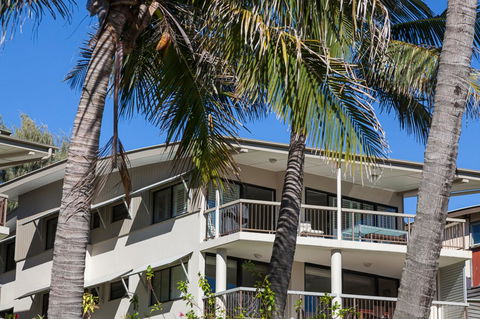Cylinder Beach Mooloomba Unit 3 - Foster Accommodation 14
