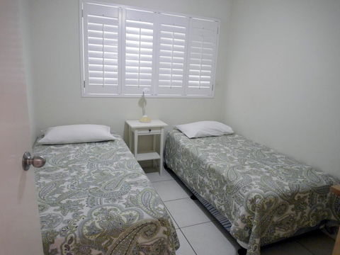 Cylinder Beach Mooloomba Unit 3 - Foster Accommodation 8