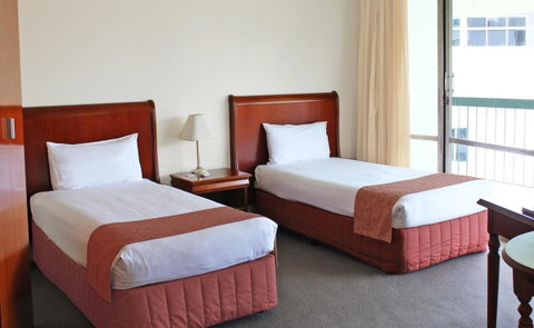 Madison Tower Mill Hotel - Foster Accommodation 5