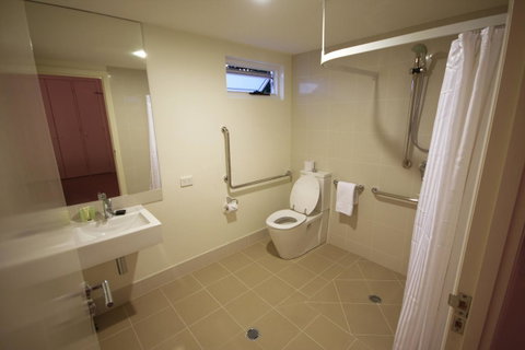 Domain Serviced Apartments - Foster Accommodation 13