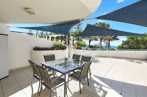 Malibu Apartments - Foster Accommodation 4