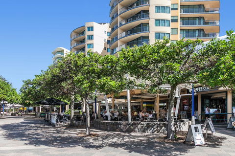 Malibu Apartments - Foster Accommodation 26