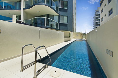 Malibu Apartments - Foster Accommodation 22