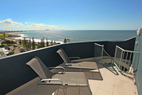 Malibu Apartments - Foster Accommodation 5