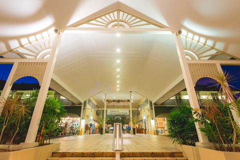 Cairns Colonial Club Resort - Foster Accommodation 1