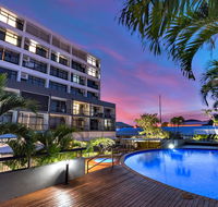 Sunshine Tower Hotel - Foster Accommodation