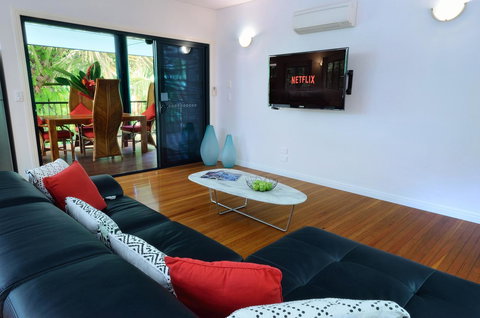 Misty Mountains Rainforest Retreat - Foster Accommodation 10