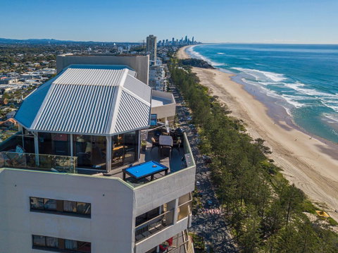 Burleigh Esplanade Apartments - Foster Accommodation 9