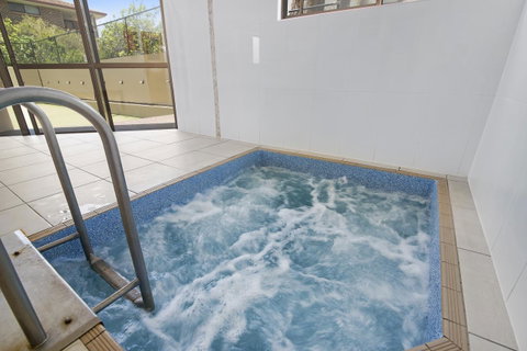 Burleigh Esplanade Apartments - Foster Accommodation 22