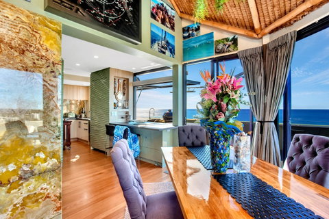 Burleigh Esplanade Apartments - Foster Accommodation 2