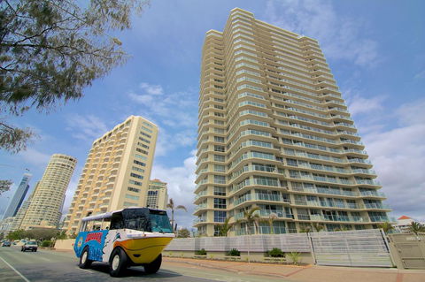 Hi Surf Beachfront Resort Apartments - Foster Accommodation 27