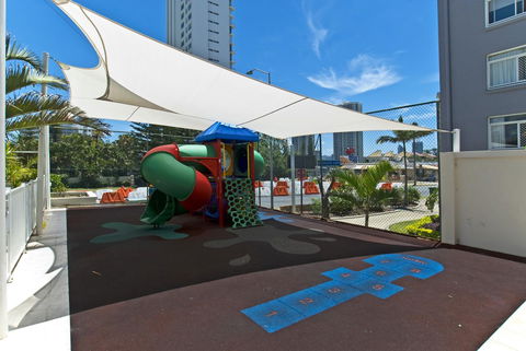 Hi Surf Beachfront Resort Apartments - Foster Accommodation 28