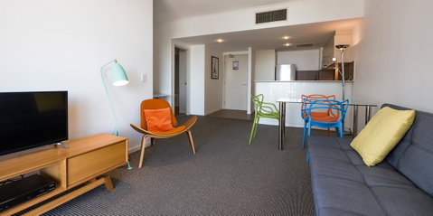 Swell Resort Burleigh Heads - Foster Accommodation 11