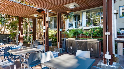 Swell Resort Burleigh Heads - Foster Accommodation 16
