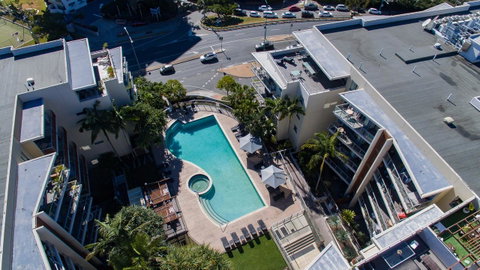 Swell Resort Burleigh Heads - Foster Accommodation 19