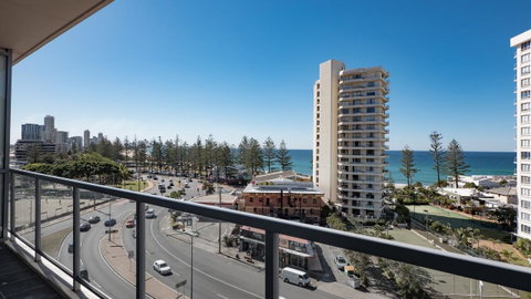 Swell Resort Burleigh Heads - Foster Accommodation 32