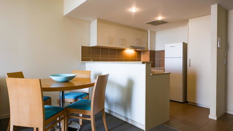 Swell Resort Burleigh Heads - Foster Accommodation 4
