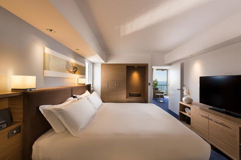 Sofitel Gold Coast Broadbeach - Foster Accommodation 5