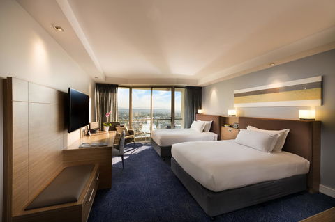 Sofitel Gold Coast Broadbeach - Foster Accommodation 6