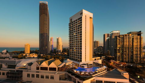 Sofitel Gold Coast Broadbeach - Foster Accommodation 11