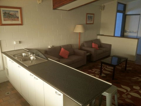 Arkana Motel - Foster Accommodation 1