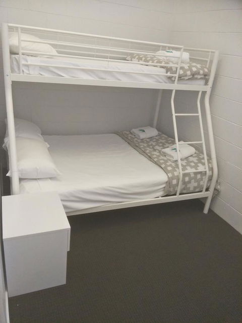 Arkana Motel - Foster Accommodation 5