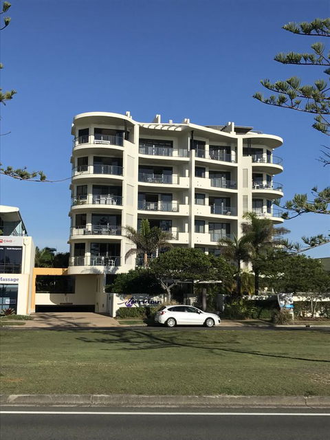 Meridian Alex Beach Apartments - Foster Accommodation 0
