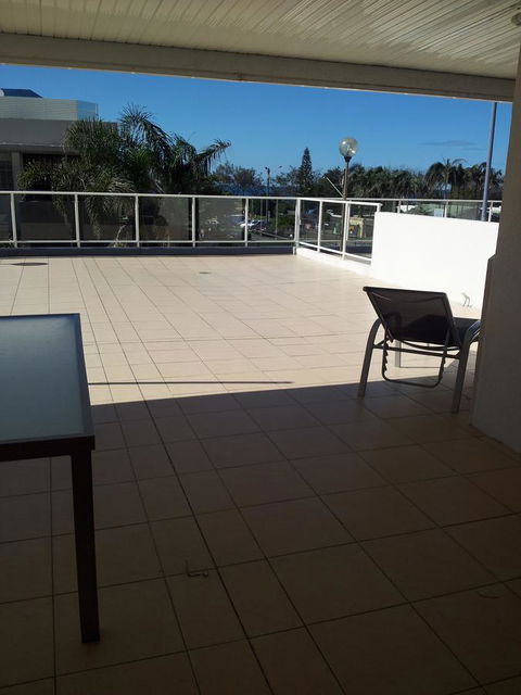Elouera Tower - Foster Accommodation 21