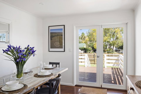 The Lighthouse - Foster Accommodation 9