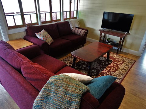 Loughmore House - Foster Accommodation 8