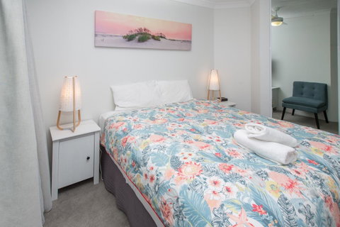 Miami Beachside Holiday Apartments - Foster Accommodation 14