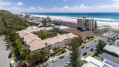 Miami Beachside Holiday Apartments - Foster Accommodation 3
