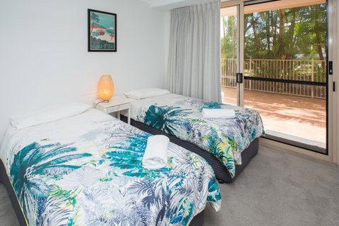 Miami Beachside Holiday Apartments - Foster Accommodation 15