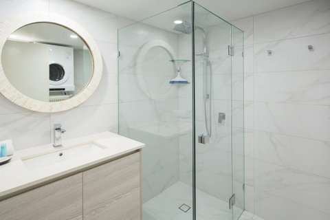 Miami Beachside Holiday Apartments - Foster Accommodation 16