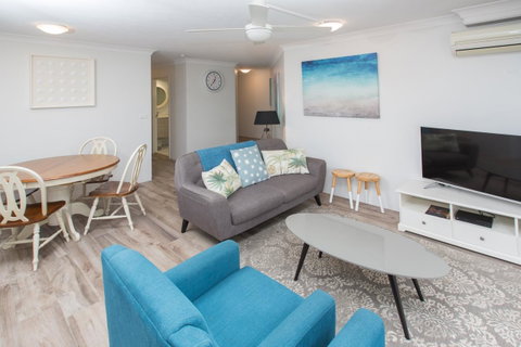 Miami Beachside Holiday Apartments - Foster Accommodation 10