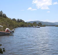 Waters Edge - Foster Accommodation