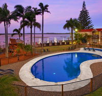 Waters Edge Port Macquarie - Foster Accommodation
