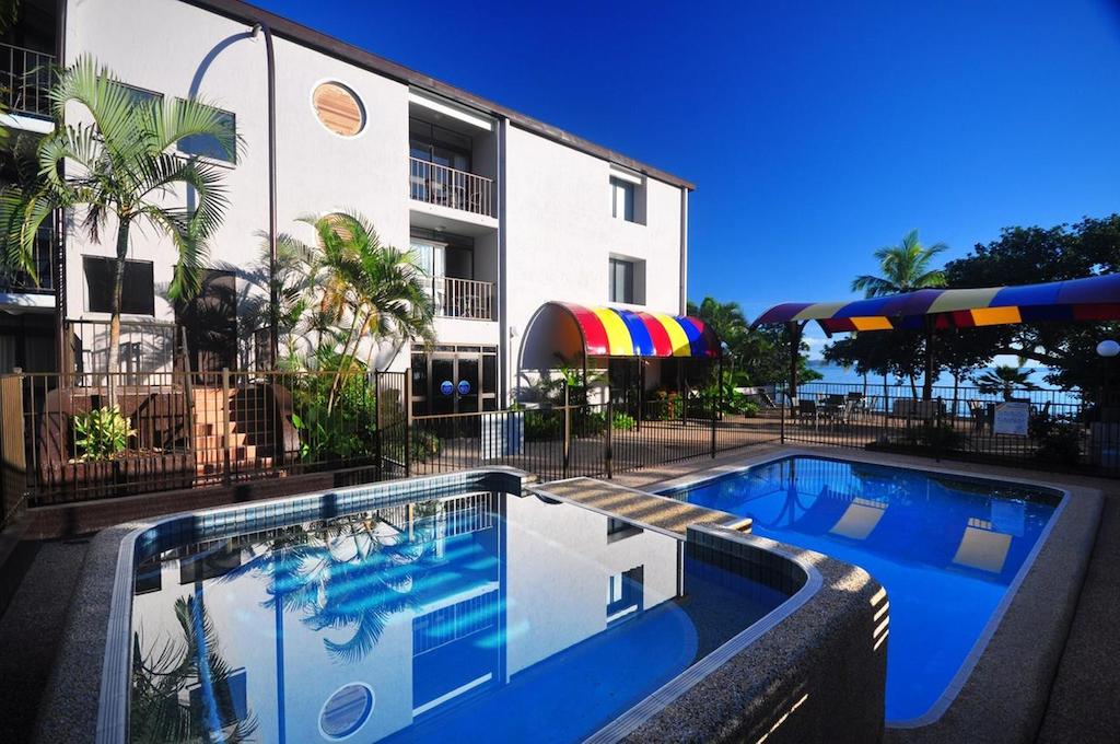 Rowes Bay QLD Foster Accommodation