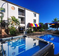 Waters Edge The Strand - Foster Accommodation