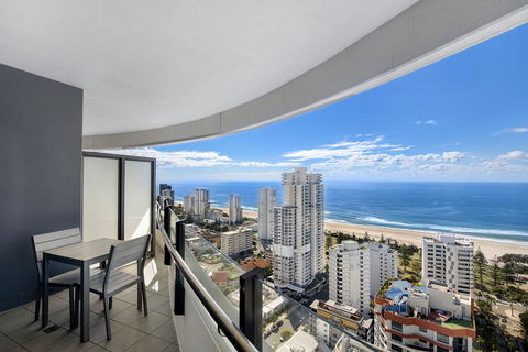 Wave Apartments Broadbeach - Foster Accommodation 1